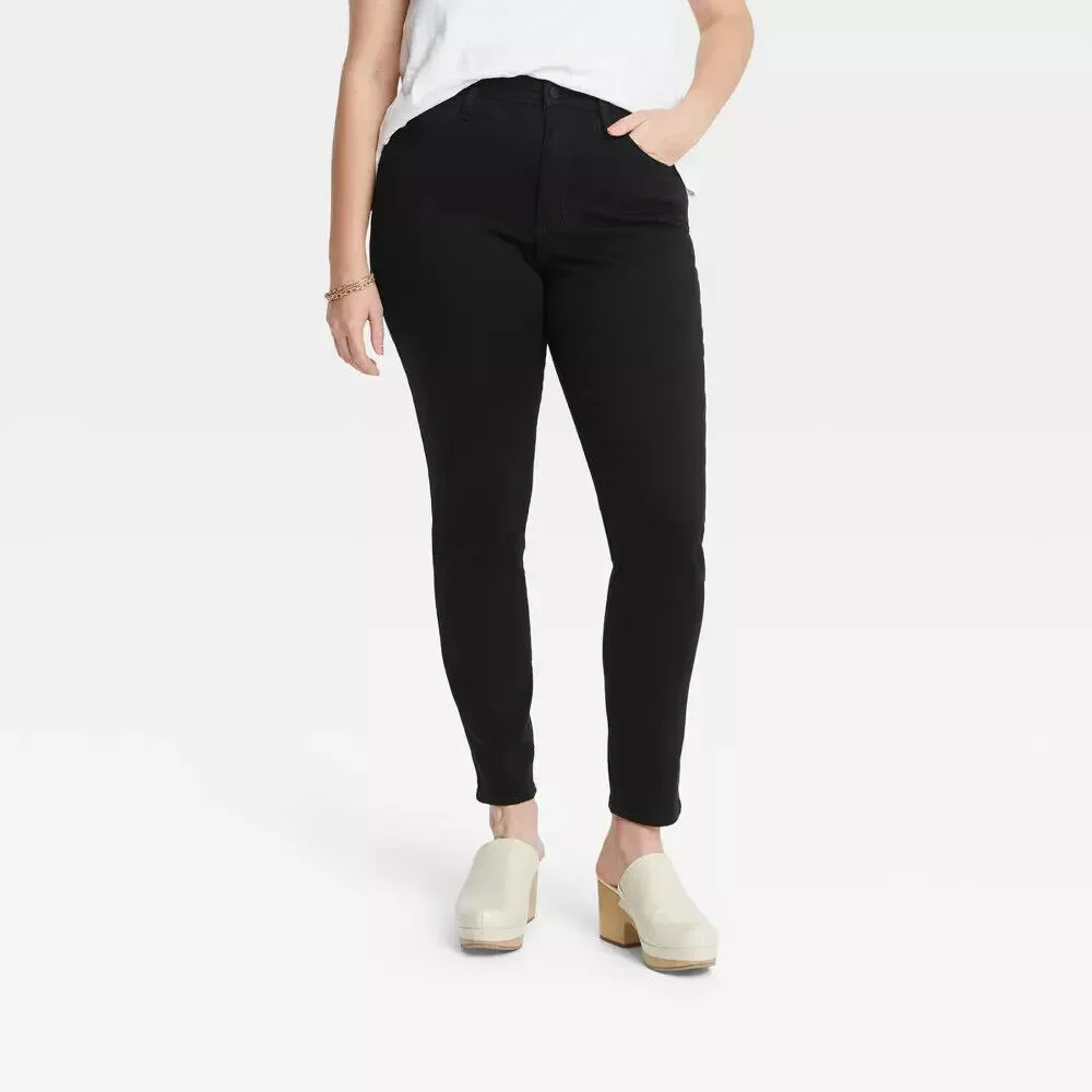 Women's High-Rise Skinny Jeans - Universal Thread Black 6 Short - Picture 5 of 6